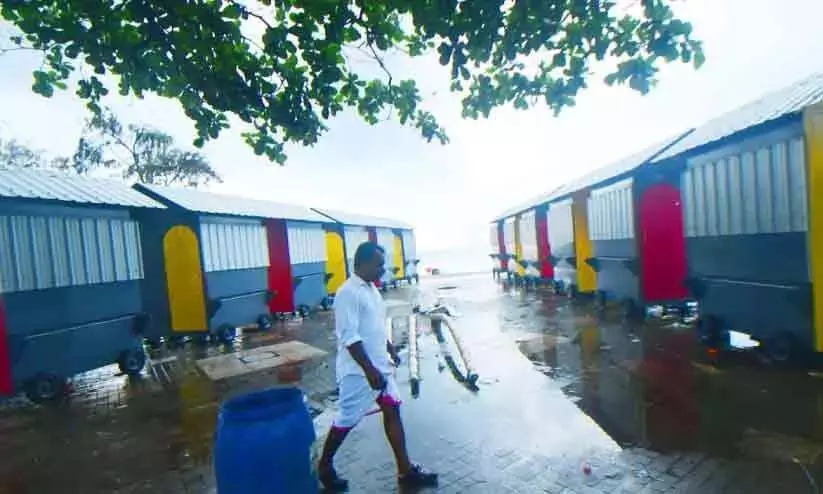 Kerala : दिवाली की रात बीच फ़ूड स्ट्रीट का उद्घाटन Kerala : दिवाली की रात बीच फ़ूड स्ट्रीट का उद्घाटन