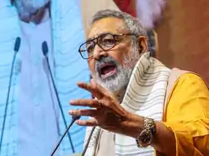 टिकट विवाद पर हजारों टुकड़ों में टूटा महागठबंधन: Giriraj Singh टिकट विवाद पर हजारों टुकड़ों में टूटा महागठबंधन: Giriraj Singh