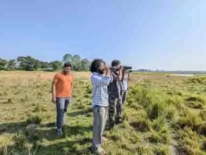 Assam के काजीरंगा में नवीनतम सर्वेक्षण में 146 पक्षी प्रजातियां दर्ज की गईं Assam के काजीरंगा में नवीनतम सर्वेक्षण में 146 पक्षी प्रजातियां दर्ज की गईं