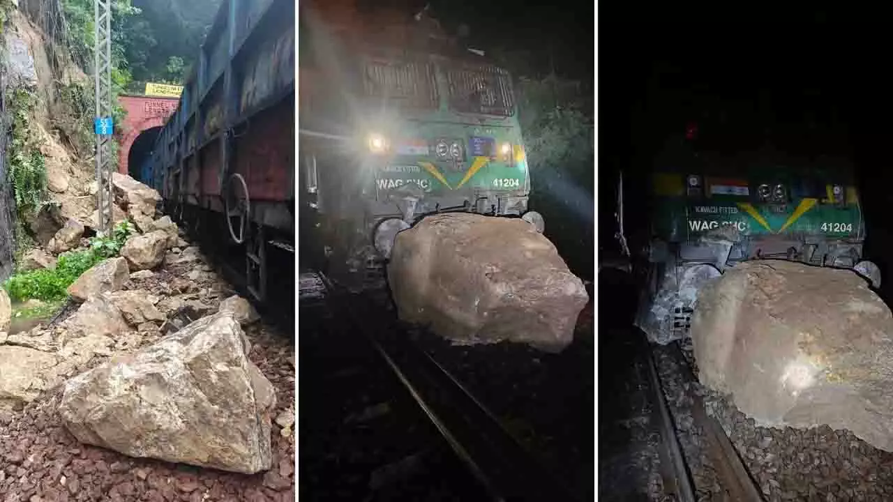 कोरापुट-किरंदुल रेलवे लाइन पर हादसा टला, पहाड़ी से गिरे पत्थर कोरापुट-किरंदुल रेलवे लाइन पर हादसा टला, पहाड़ी से गिरे पत्थर