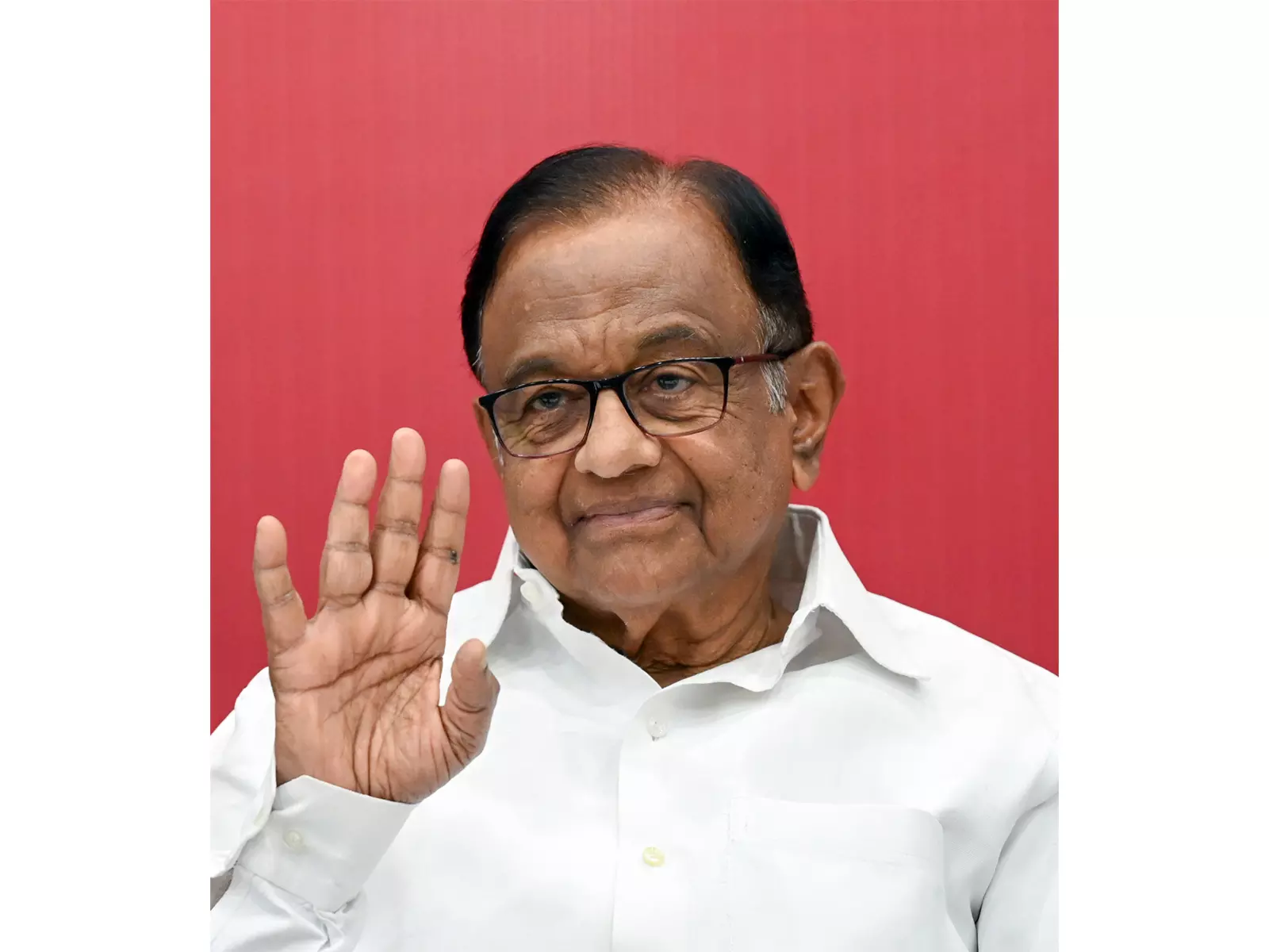 पी चिदंबरम ने मनमोहन सिंह जैसा साहस दिखाने का किया आह्वान पी चिदंबरम ने मनमोहन सिंह जैसा साहस दिखाने का किया आह्वान