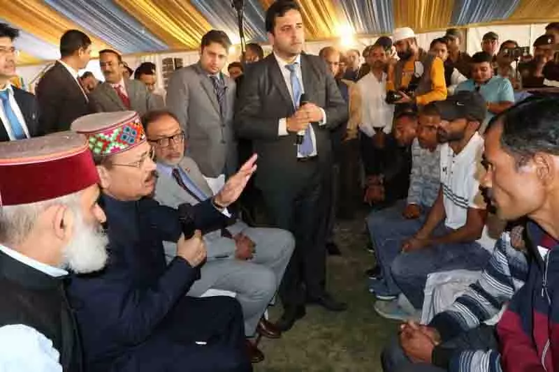 प्रकृति-मानव संघर्ष पर्वतीय क्षेत्रों में प्राकृतिक आपदाओं का कारण बन रहा: Justice Surya Kant प्रकृति-मानव संघर्ष पर्वतीय क्षेत्रों में प्राकृतिक आपदाओं का कारण बन रहा: Justice Surya Kant