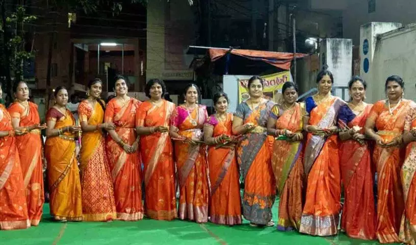 Womens World द्वारा आयोजित सांस्कृतिक कार्यक्रम Womens World द्वारा आयोजित सांस्कृतिक कार्यक्रम