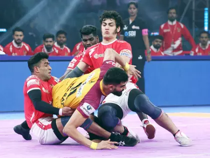 PKL 12: तेलुगु टाइटंस ने गुजरात जायंट्स को कम स्कोर वाले मैच में हराया PKL 12: तेलुगु टाइटंस ने गुजरात जायंट्स को कम स्कोर वाले मैच में हराया