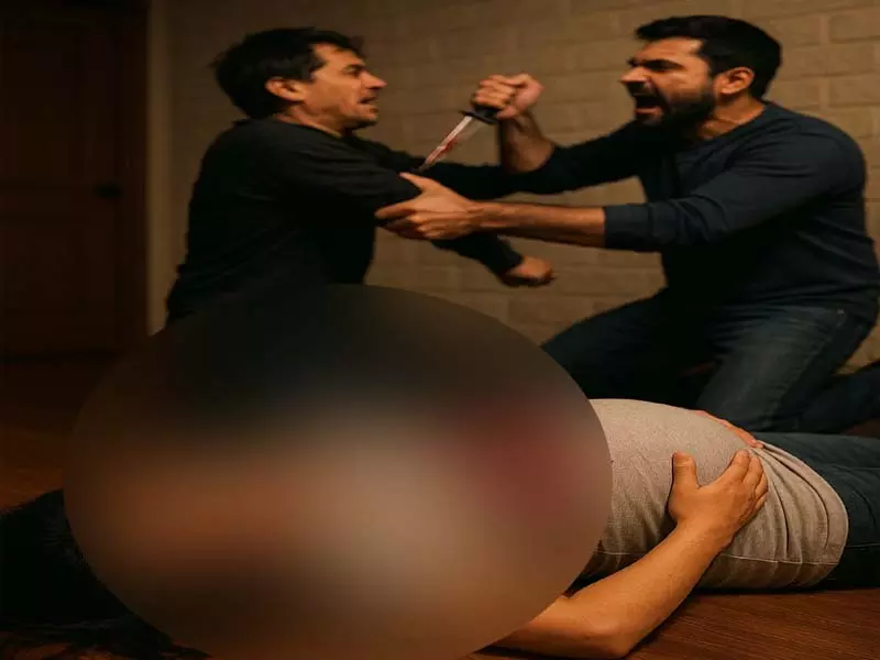 Pregnant महिला की हत्या: पति ने हमलावर को उतारा मौत के घाट Pregnant महिला की हत्या: पति ने हमलावर को उतारा मौत के घाट