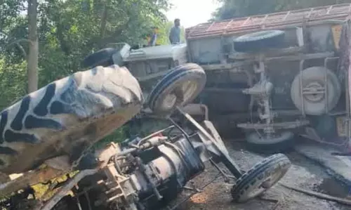 4 मजदूरों की मौत, ट्रैक्टर और पिकअप के बीच भिड़ंत