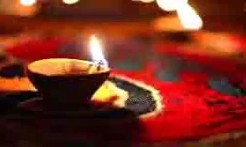 Narak Chaturdashi 2025: नरक चतुर्दशी आज, जान लें-पूजा विधि और कथा