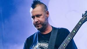 Sam Rivers dies, लिम्प बिज़किट बेसिस्ट के साथ वास्तव में क्या हुआ?