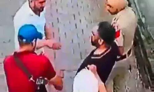 फरार Pathanmajra ने पुलिस के गोलीबारी के दावे की निंदा करने के लिए वीडियो जारी किया