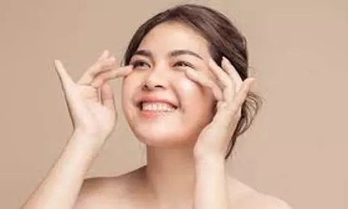 Beauty Tips: सर्दियों में नहीं रहेगी रूखी और बेजान त्वचा, स्किनकेयर रूटीन में शामिल करें ये चीजें