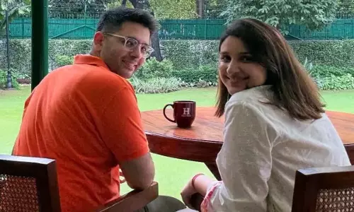 Parineeti Chopra डिलीवरी के लिए अस्पताल में भर्ती, राघव चड्ढा पहुंचे