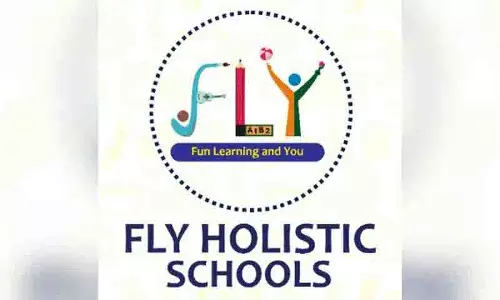 Fly Holistic School में छात्रों के नेतृत्व में पर्यावरण-अनुकूल दिवाली कार्निवल का आयोजन
