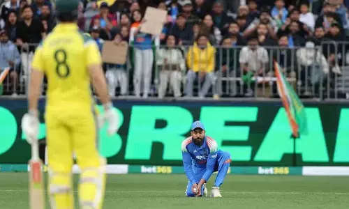 Australia ने दूसरा विकेट खोया.. दस ओवर के बाद स्कोर..! Australia ने दूसरा विकेट खोया.. दस ओवर के बाद स्कोर..!