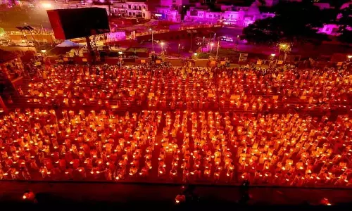 Ayodhya आस्था और रोशनी से जगमगा रही है, दीपोत्सव नया कीर्तिमान स्थापित करने को तैयार