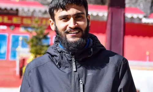 अविषेक खातीवारा ने NEHU से अकार्बनिक रसायन विज्ञान में पीएचडी पूरी की