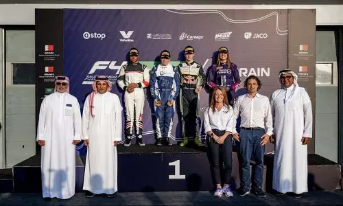 Aramco F4 चैंपियनशिप, बहरीन राउंड में बेलोफ्स्की और अल-अज़हरी ने मारी बाज़ी Aramco F4 चैंपियनशिप, बहरीन राउंड में बेलोफ्स्की और अल-अज़हरी ने मारी बाज़ी