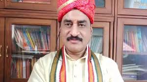 VHP ने कहा – सिद्धारमैया जितना सनातन से दूर, उनके मतदाता उतने ही दूर