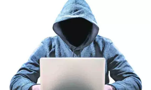 2.87 करोड़ रुपये की ऑनलाइन निवेश धोखाधड़ी के आरोप में MP से दो लोग गिरफ्तार 2.87 करोड़ रुपये की ऑनलाइन निवेश धोखाधड़ी के आरोप में MP से दो लोग गिरफ्तार