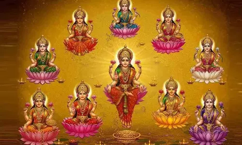 देवी लक्ष्मी के 8 रूपों के पीछे का रहस्य देवी लक्ष्मी के 8 रूपों के पीछे का रहस्य