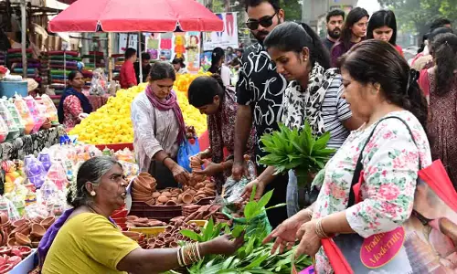 Hyderabad के बाज़ार दिवाली के जश्न से गुलज़ार
