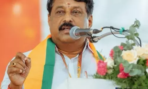 CM स्टालिन से बाढ़ प्रभावित इलाकों का दौरा करने की भाजपा की मांग CM स्टालिन से बाढ़ प्रभावित इलाकों का दौरा करने की भाजपा की मांग