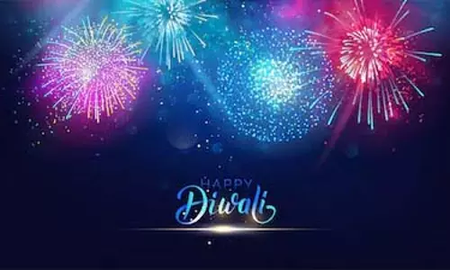 दिवाली 2025, रोशनी और खुशियों का त्योहार, प्रेम और positivity से भरपूर celebration दिवाली 2025, रोशनी और खुशियों का त्योहार, प्रेम और positivity से भरपूर celebration