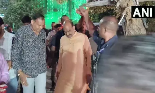 लोकसभा अध्यक्ष ओम बिरला ने बच्चों को दिवाली उपहार वितरित किए, मजदूरों से की संवाद लोकसभा अध्यक्ष ओम बिरला ने बच्चों को दिवाली उपहार वितरित किए, मजदूरों से की संवाद