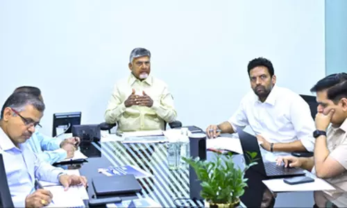 CM नायडू ने व्यापार के लिए आंध्र प्रदेश को प्राथमिकता देने का एलान किया CM नायडू ने व्यापार के लिए आंध्र प्रदेश को प्राथमिकता देने का एलान किया