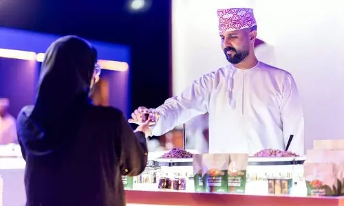 जेद्दा सुपरडोम में Perfume Expo, खुशबू की कला का भव्य संगम जेद्दा सुपरडोम में Perfume Expo, खुशबू की कला का भव्य संगम