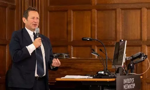 UK के पूर्व मंत्री Ed Vaizey ने सऊदी अरब की कल्चर इन्वेस्टमेंट की सराहना की UK के पूर्व मंत्री Ed Vaizey ने सऊदी अरब की कल्चर इन्वेस्टमेंट की सराहना की