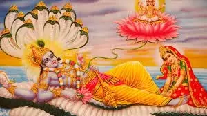 Diwali 2025: दिवाली के दिन भगवान विष्णु को सोता छोड़ देती हैं मां लक्ष्मी, पढ़ें ये पौराणिक कथा Diwali 2025: दिवाली के दिन भगवान विष्णु को सोता छोड़ देती हैं मां लक्ष्मी, पढ़ें ये पौराणिक कथा