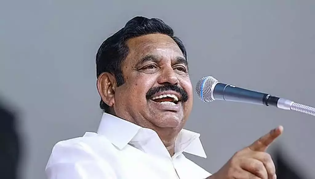 तमिलनाडु सरकार को सीधे धान खरीद केंद्र बढ़ाने चाहिए: एडप्पादी पलानीस्वामी ने ज़ोर दिया तमिलनाडु सरकार को सीधे धान खरीद केंद्र बढ़ाने चाहिए: एडप्पादी पलानीस्वामी ने ज़ोर दिया