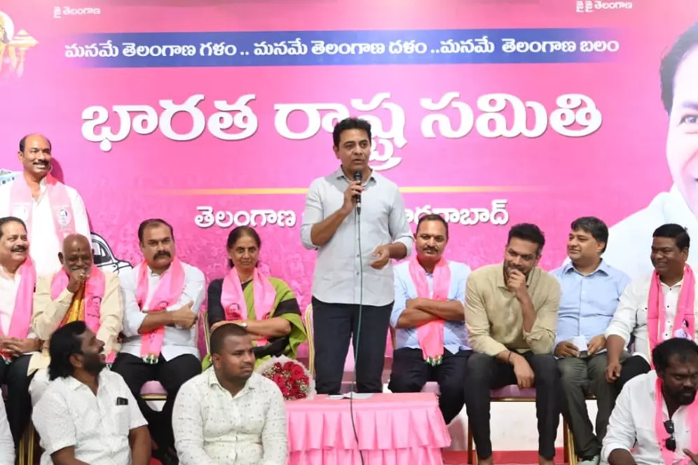 जुबली हिल्स उपचुनाव कांग्रेस सरकार के प्रदर्शन पर जनमत संग्रह: KTR जुबली हिल्स उपचुनाव कांग्रेस सरकार के प्रदर्शन पर जनमत संग्रह: KTR