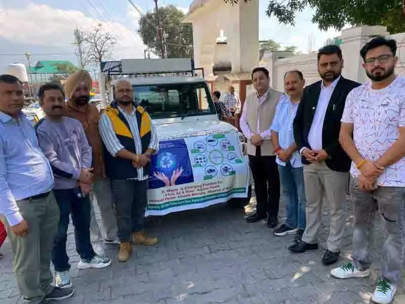 Dharamshala अनप्लग्ड, ई-कचरा संग्रहण अभियान का असर Dharamshala अनप्लग्ड, ई-कचरा संग्रहण अभियान का असर