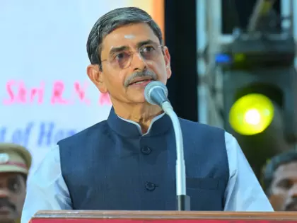 Tamil Nadu में दिवाली की रौनक, राज्यपाल और नेताओं ने दी बधाई Tamil Nadu में दिवाली की रौनक, राज्यपाल और नेताओं ने दी बधाई
