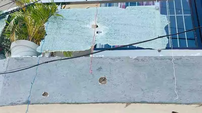 Ludhiana के घर पर बाइक सवार बदमाशों ने की गोलीबारी, 5 करोड़ रुपये की रंगदारी मांगी Ludhiana के घर पर बाइक सवार बदमाशों ने की गोलीबारी, 5 करोड़ रुपये की रंगदारी मांगी