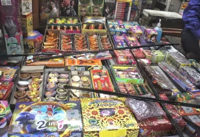 Diwali 2025: पटाखों की खरीदारी के बीच जिम्मेदारी की बात, 10वीं की छात्रा ने दिया सुरक्षित और हरित दीपावली का संदेश Diwali 2025: पटाखों की खरीदारी के बीच जिम्मेदारी की बात, 10वीं की छात्रा ने दिया सुरक्षित और हरित दीपावली का संदेश