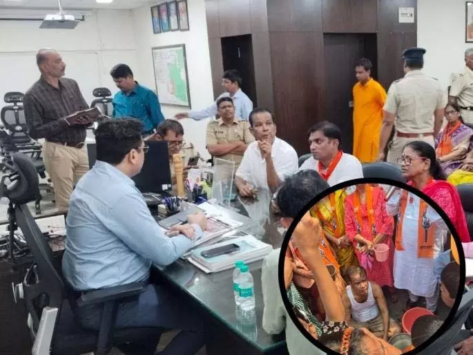 Goregaon में पानी की कमी के खिलाफ उद्धव सेना का बदली मोर्चा Goregaon में पानी की कमी के खिलाफ उद्धव सेना का बदली मोर्चा