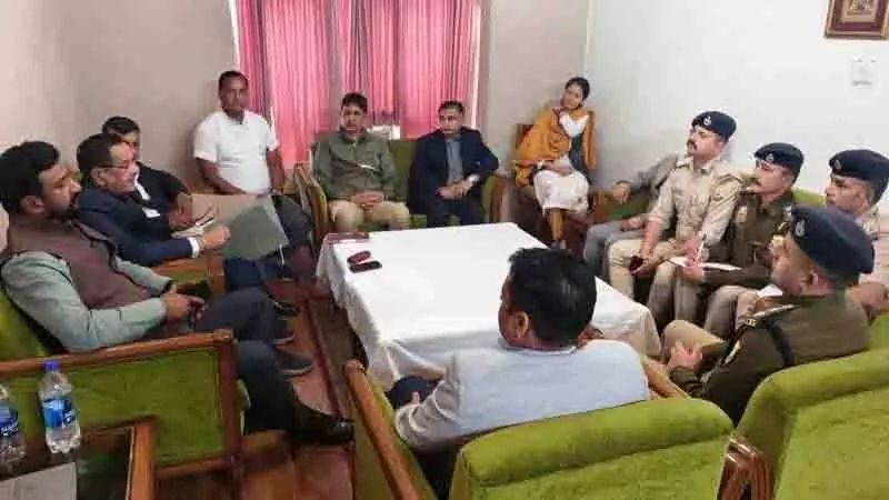 रोहड़ू की घटना ने Himachal में जाति आधारित भेदभाव और छुआछूत पर बहस छेड़ दी रोहड़ू की घटना ने Himachal में जाति आधारित भेदभाव और छुआछूत पर बहस छेड़ दी