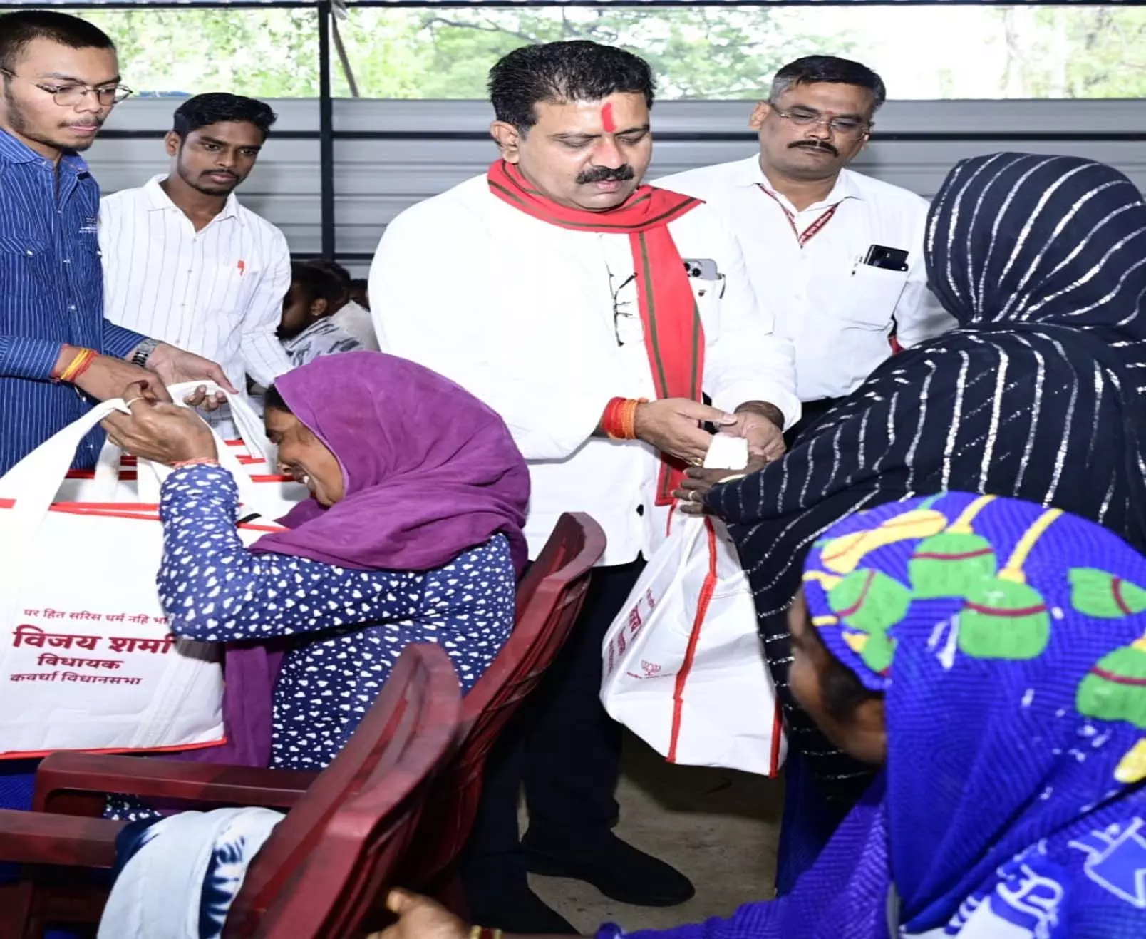 कवर्धा को प्रदेश का सबसे स्वच्छ शहर बनाने का लिया संकल्प कवर्धा को प्रदेश का सबसे स्वच्छ शहर बनाने का लिया संकल्प