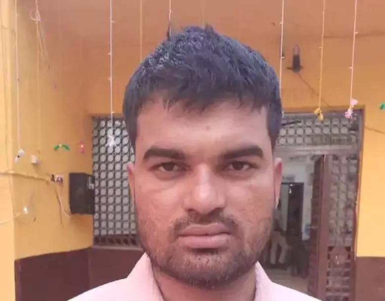 खटियापाटी हत्याकांड का खुलासा, दो आरोपियों सहित अपचारी बालक गिरफ्तार खटियापाटी हत्याकांड का खुलासा, दो आरोपियों सहित अपचारी बालक गिरफ्तार