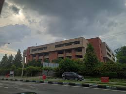 उनके लिए कर्तव्य की पुकार अधिक उज्ज्वल है Chandigarh