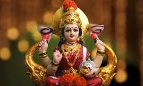 Mata Lakshmi Ke 108 Naam: दिवाली पर करें माता लक्ष्मी के इन 108 नामों का जप, पूरी होगी हर मनोकामना Mata Lakshmi Ke 108 Naam: दिवाली पर करें माता लक्ष्मी के इन 108 नामों का जप, पूरी होगी हर मनोकामना