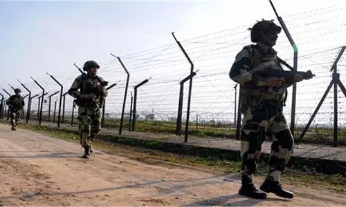 Punjab: हमले की फिराक में पाकिस्तान, सुरक्षा एजेंसियां अलर्ट पर Punjab: हमले की फिराक में पाकिस्तान, सुरक्षा एजेंसियां अलर्ट पर