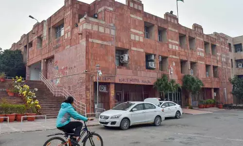 जेएनयू प्रदर्शन में हिंसा, छह छात्रों पर FIR; शिक्षकों ने पुलिस कार्रवाई की निंदा की