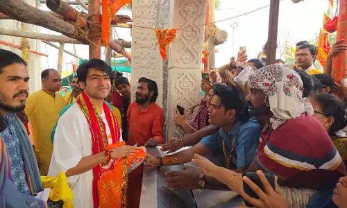 MP : बागेश्वर धाम में भगवान हनुमान की जयंती श्रद्धा के साथ मनाई गई MP : बागेश्वर धाम में भगवान हनुमान की जयंती श्रद्धा के साथ मनाई गई