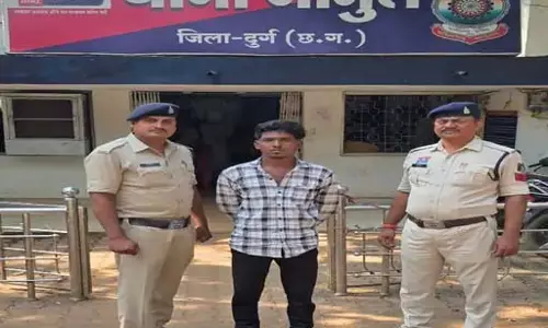 नशीली टैबलेट की सप्लाई, नाबालिग दोस्त के साथ युवक गिरफ्तार