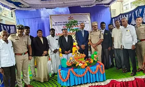 जीवन तभी सार्थक है जब आप अपने माता-पिता का सम्मान करें: Judge Arun Kumar जीवन तभी सार्थक है जब आप अपने माता-पिता का सम्मान करें: Judge Arun Kumar