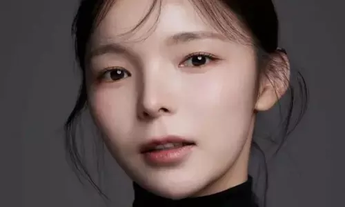 Park Jin Joo ने नवंबर में अपने गैर-सेलिब्रिटी बॉयफ्रेंड से शादी की घोषणा की Park Jin Joo ने नवंबर में अपने गैर-सेलिब्रिटी बॉयफ्रेंड से शादी की घोषणा की