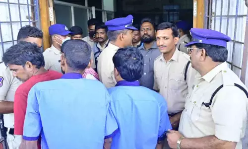 कांस्टेबल हत्या का आरोपी अस्पताल से भागने की कोशिश में Nizamabad में मुठभेड़ में मारा गया
